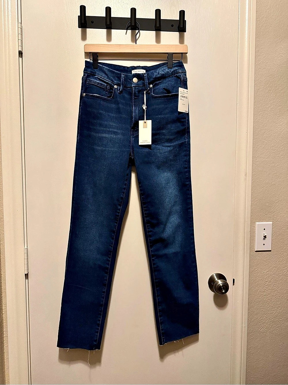 Good American Good Legs Straight Leg Jeans Blue Size 6/28 NWT